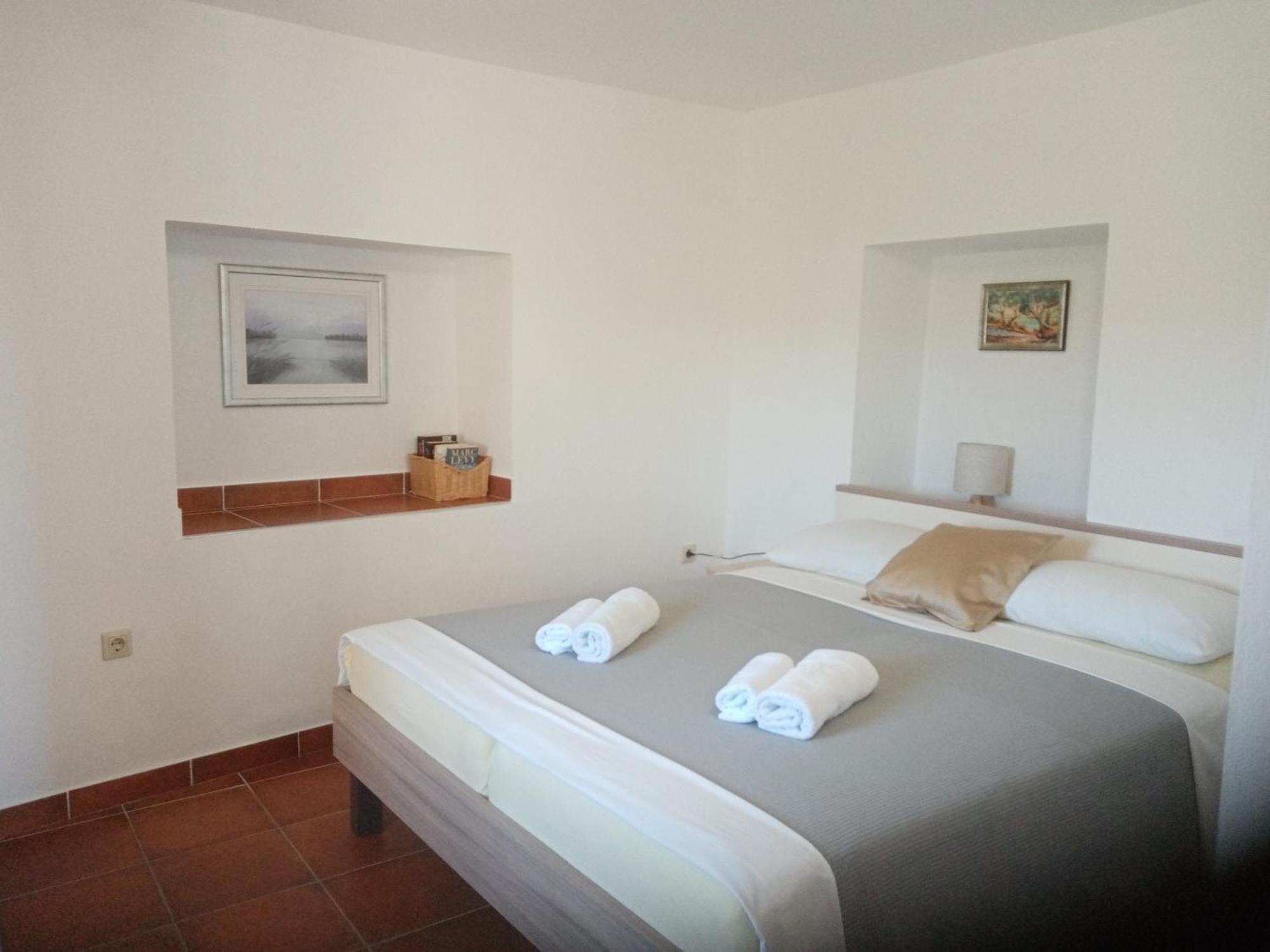 Apartments Marina Lopar Εξωτερικό φωτογραφία
